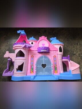 Little People Disney Princess Magical Lights & Dancing Musical Castle